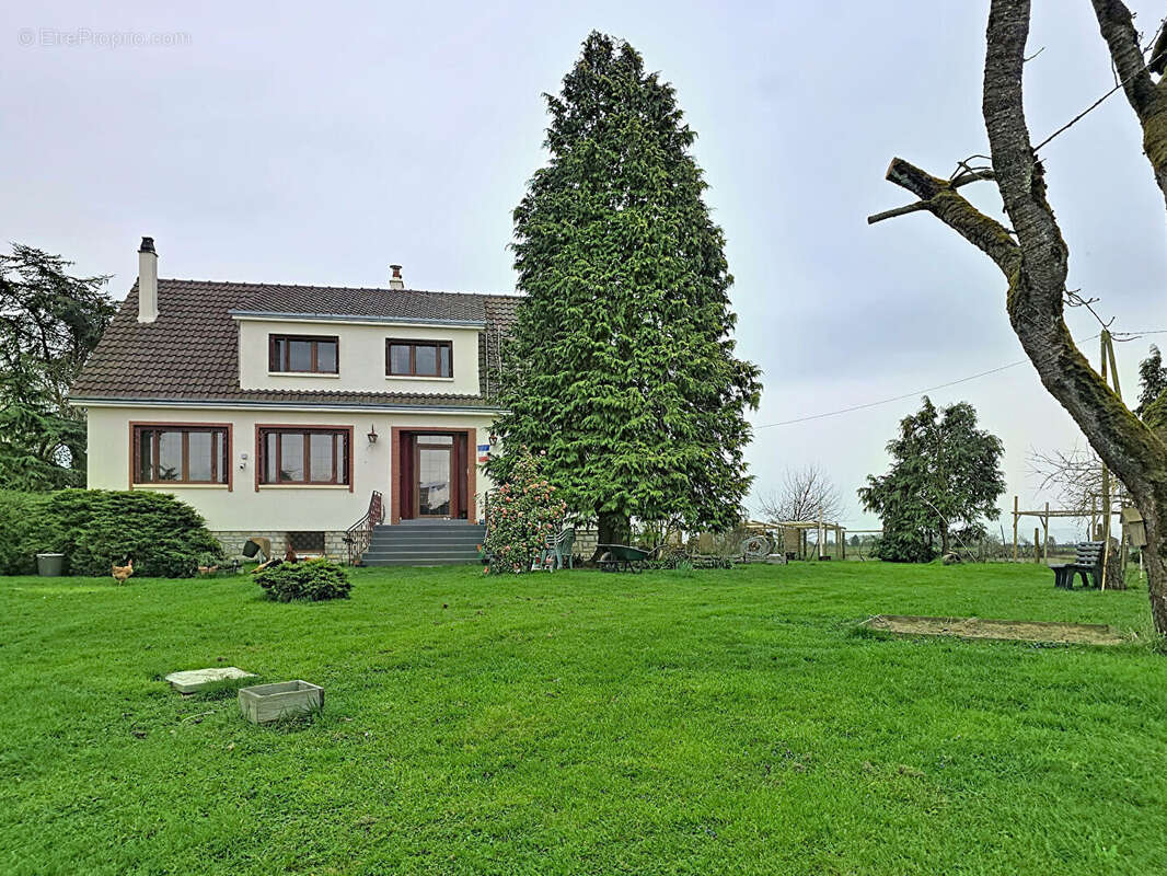 Maison à ILLIERS-COMBRAY