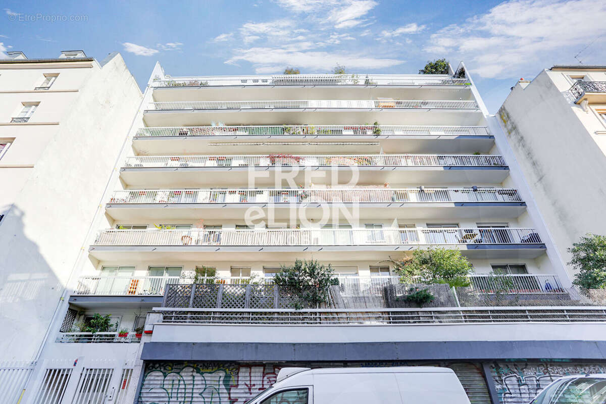 Parking à PARIS-12E