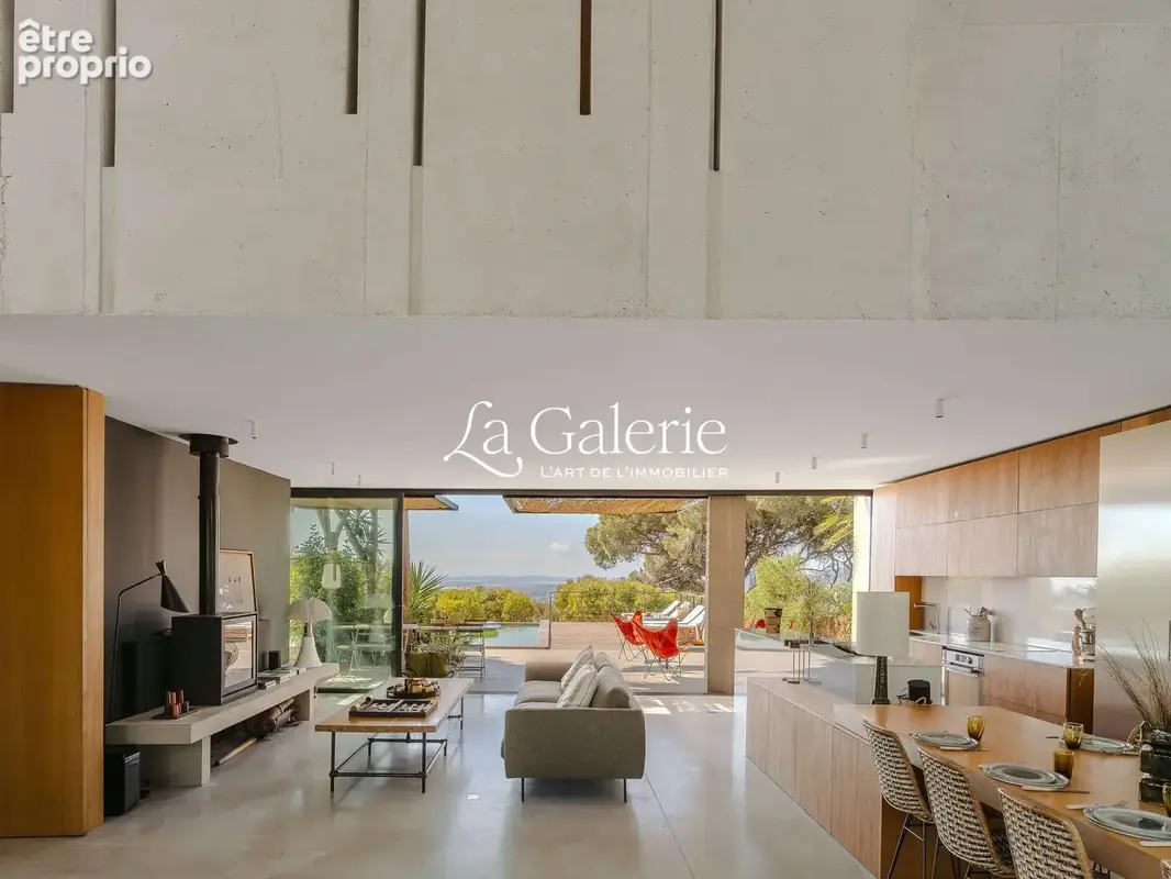 Maison 7 pièces 260 m² à vendre à Hyeres (83400) - photo 4