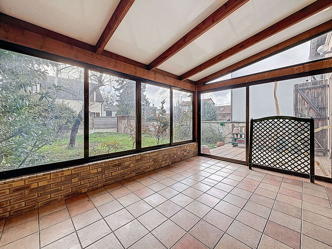 Maison à NANTERRE