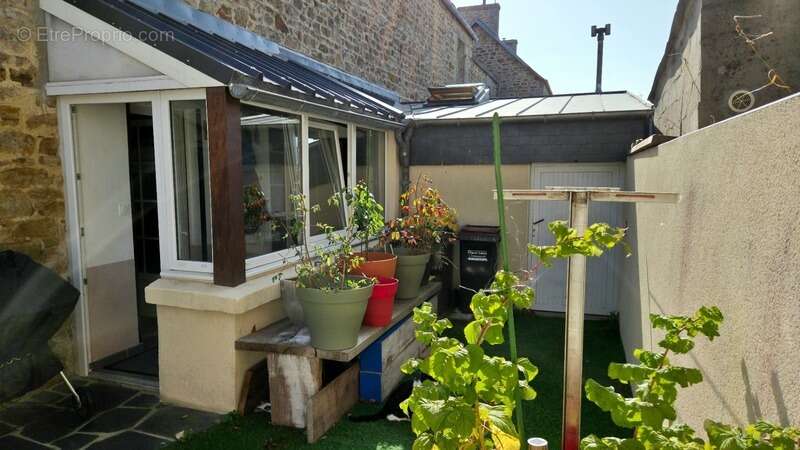 Maison à SAINT-POL-DE-LEON