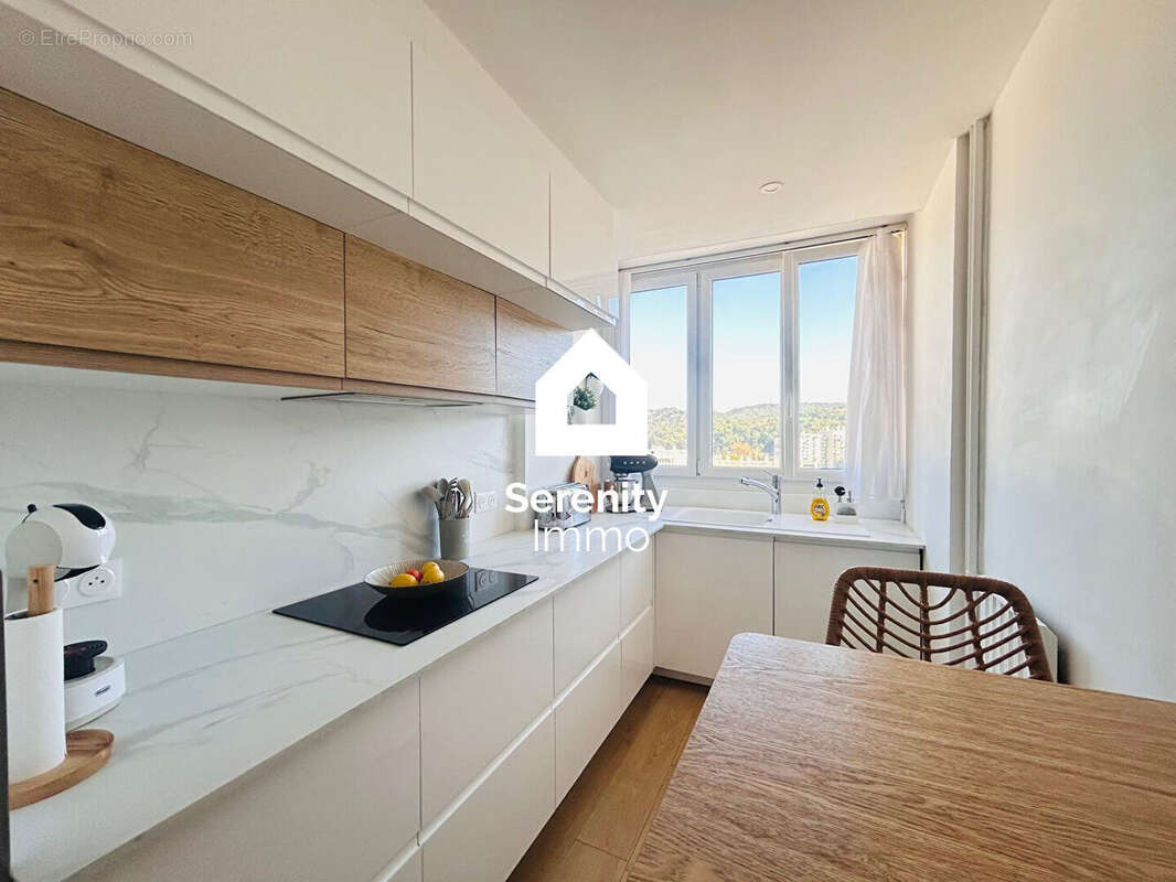 Appartement à MARSEILLE-15E