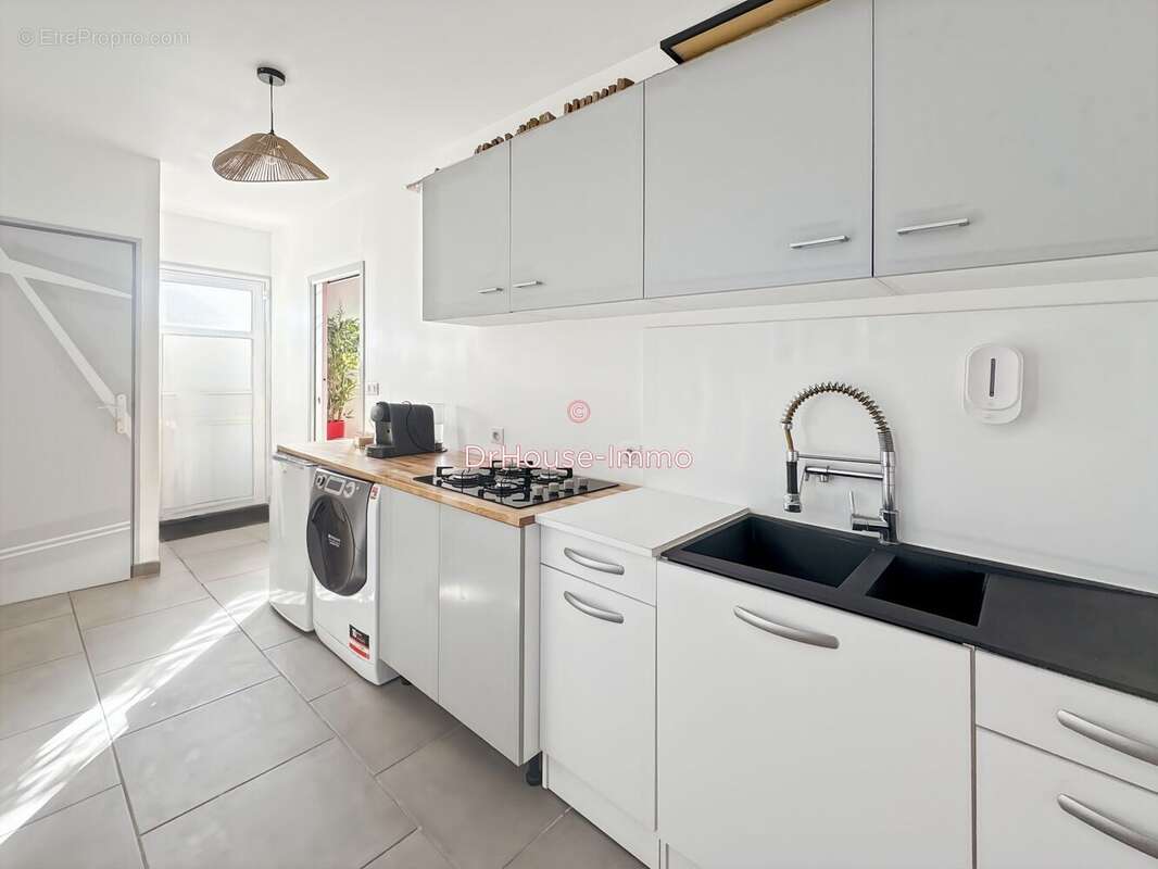 Maison 141 m² à La Suze-Sur-Sarthe  - photo 8