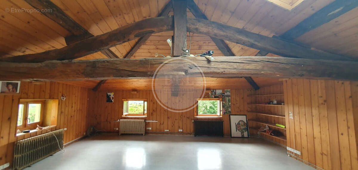 Maison 200 m² à Bessenay  - photo 3