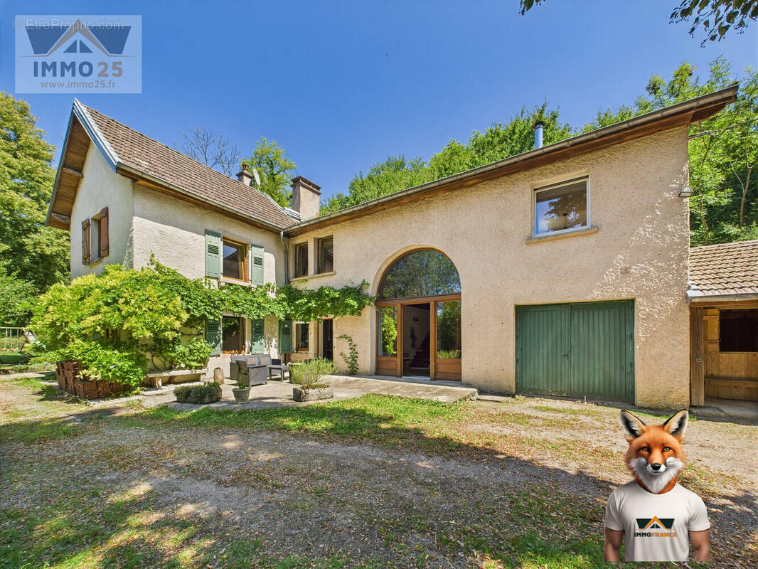Maison 240 m² à Calmoutier  - photo 2