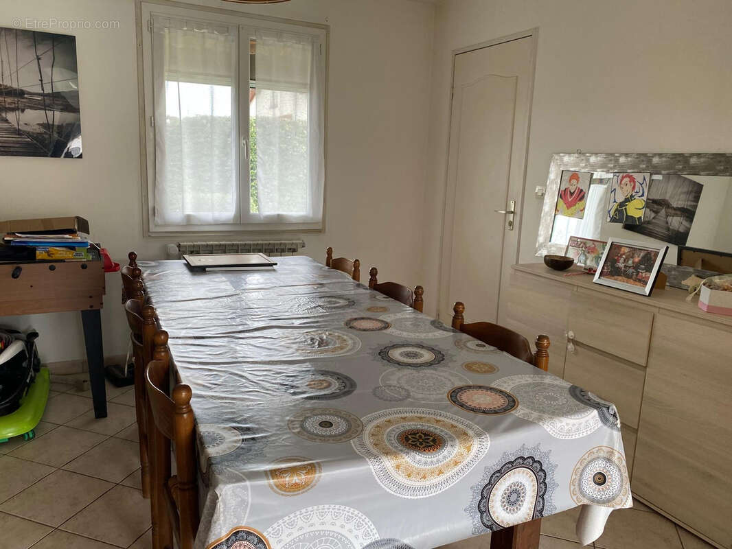 Maison à AIGUEFONDE