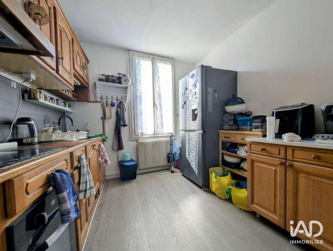 Photo 9