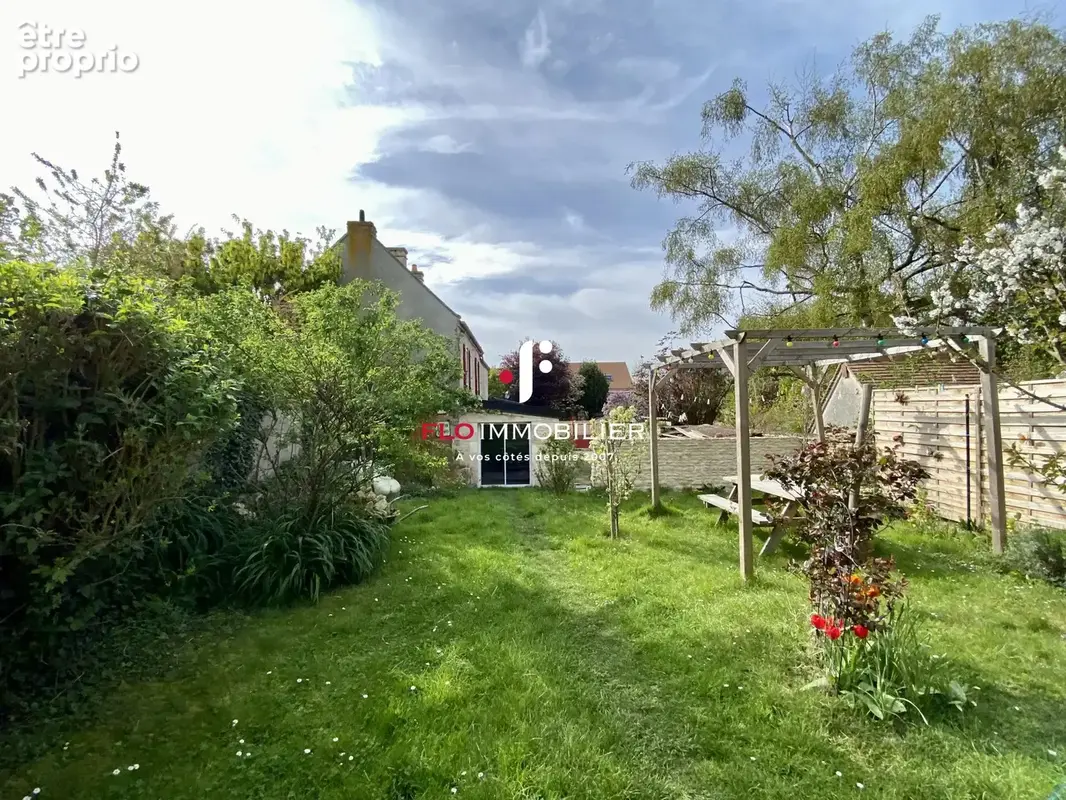 Maison 6 pièces 123 m² à vendre à Periers-Sur-Le-Dan (14112) - photo 2