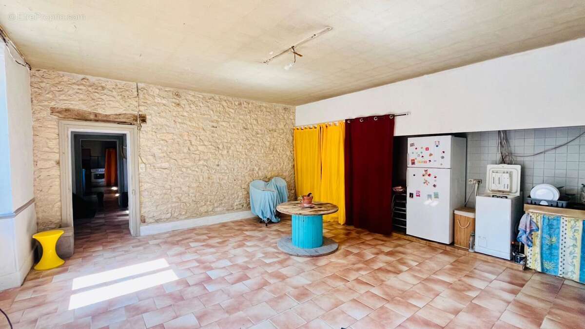 Corps de ferme 7 pièce(s) 340 m2 - photo 4