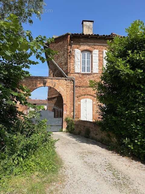 Maison à BAZIEGE