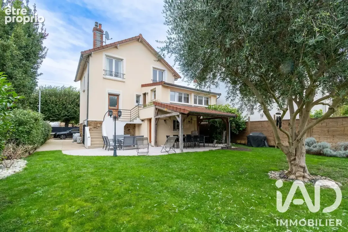 Photo 1 - Maison à VILLENEUVE-LE-ROI