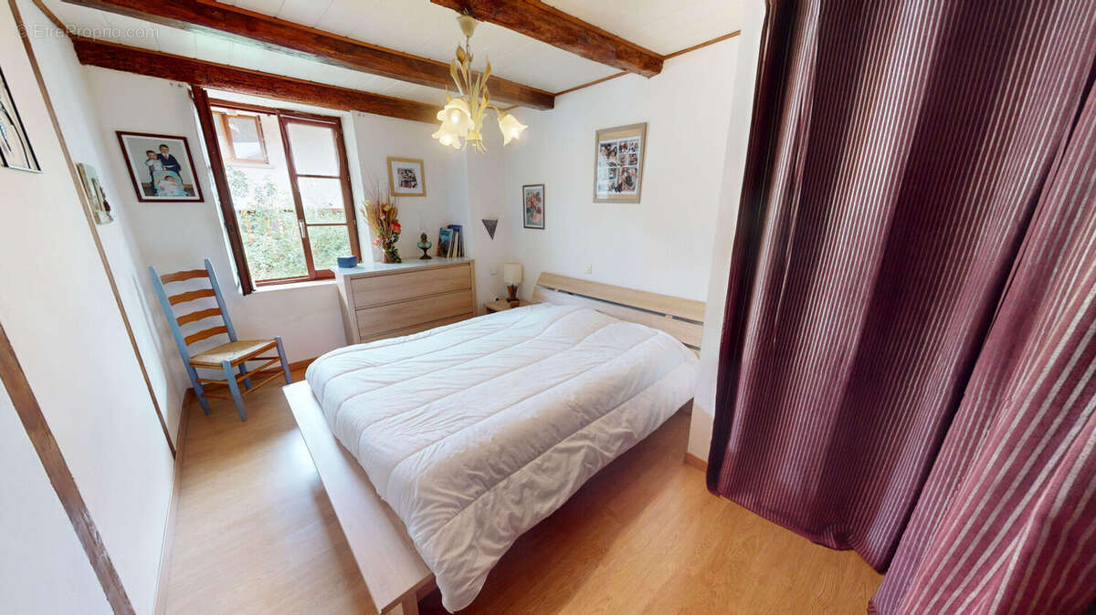 Maison à PONT-D&#039;AIN