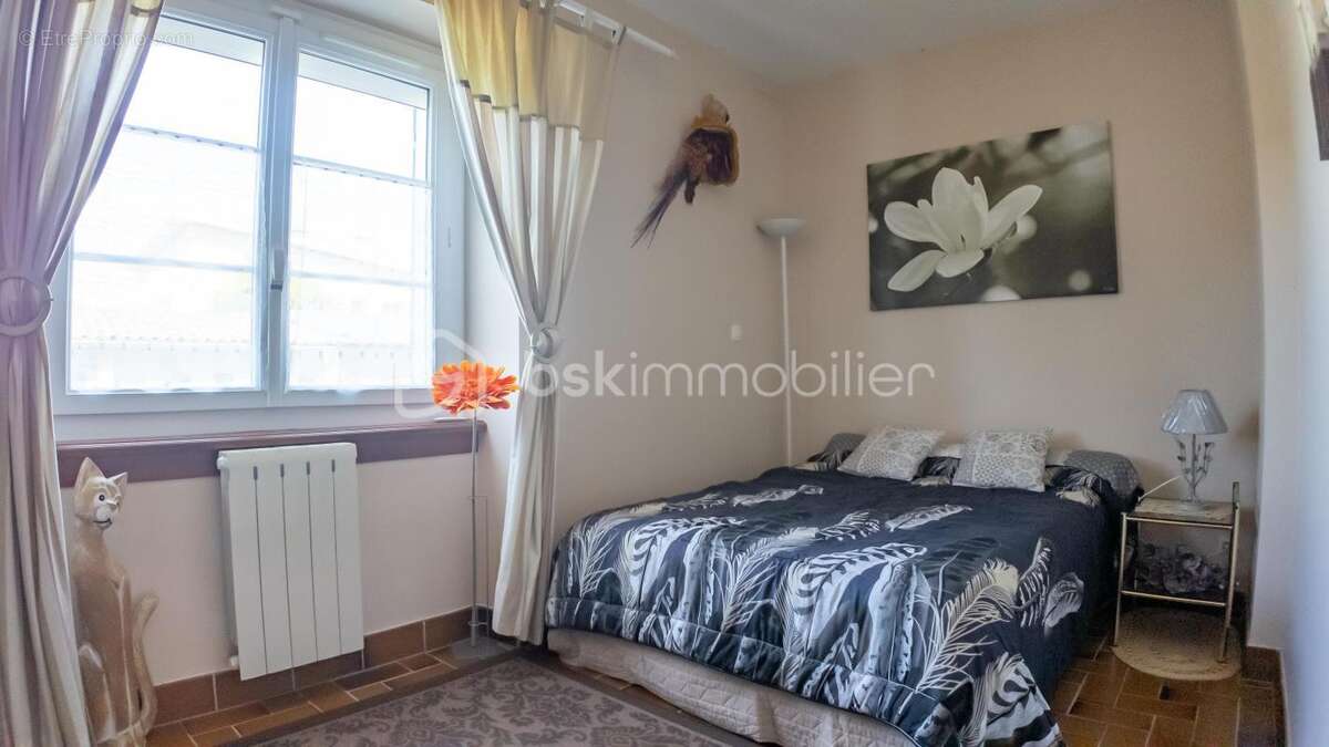 Joyau résidentiel à Fourchambault : Propriété familiale avec charme intemporel et élégance rustique de l’aménagement - photo 18