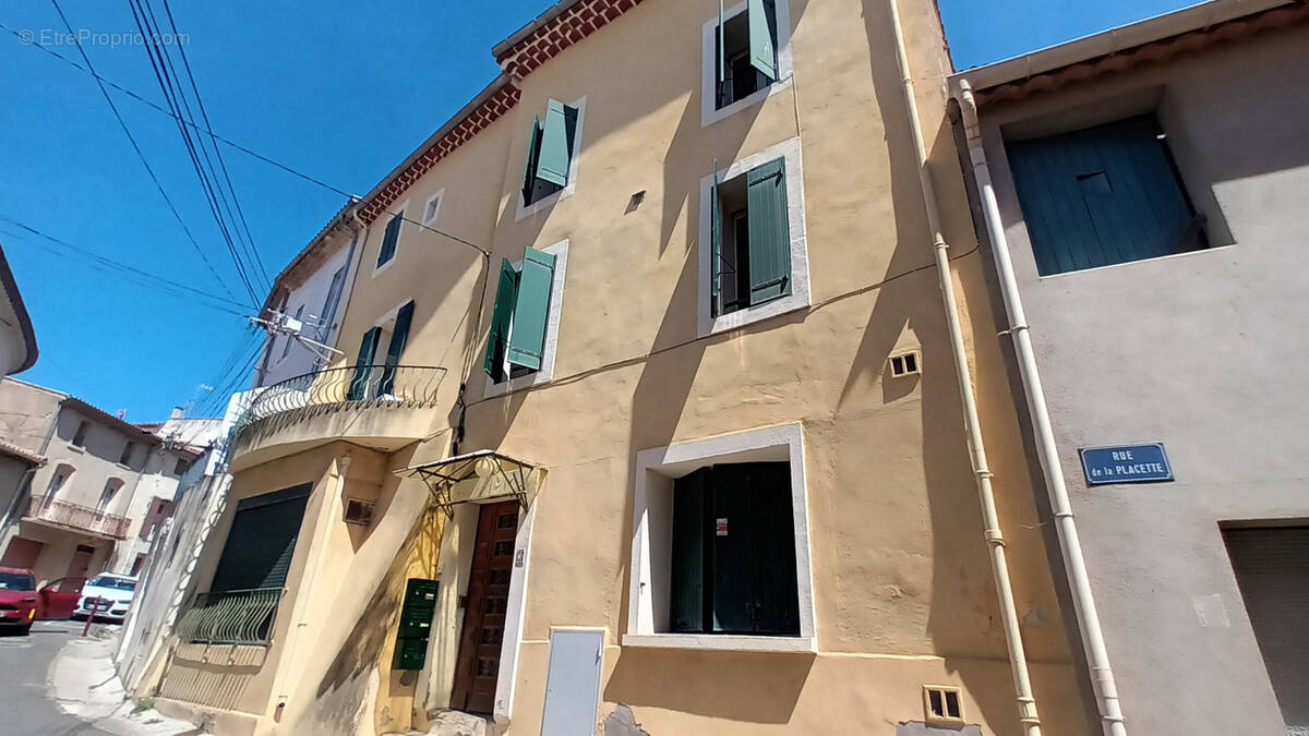 Appartement à PUISSALICON