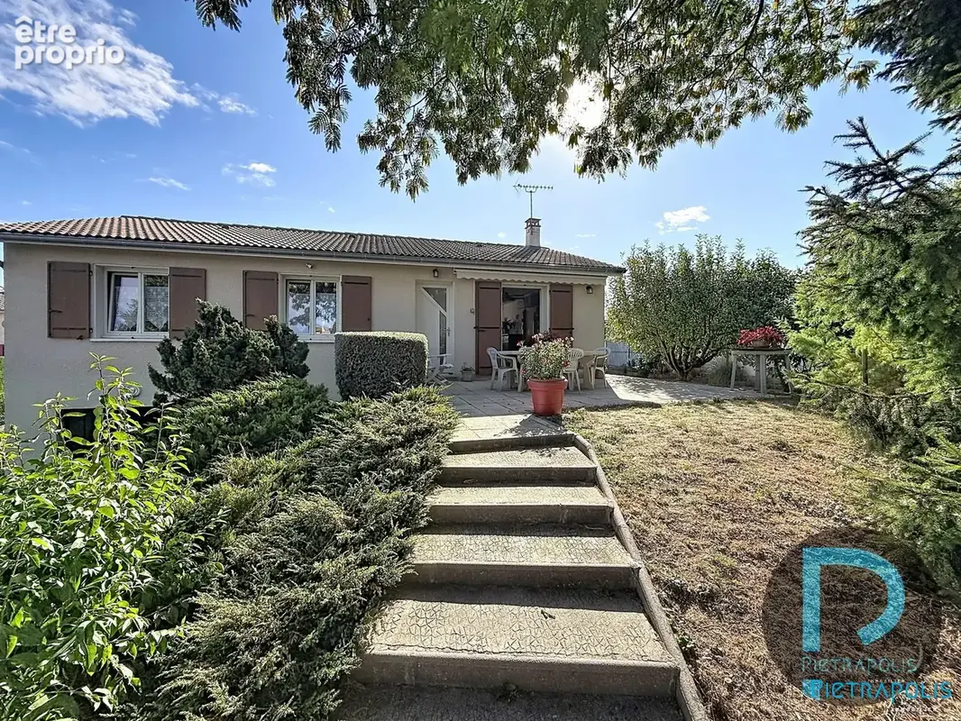 Maison 4 pièces 92 m² à vendre à Montmerle-Sur-Saone (01090) - photo 9
