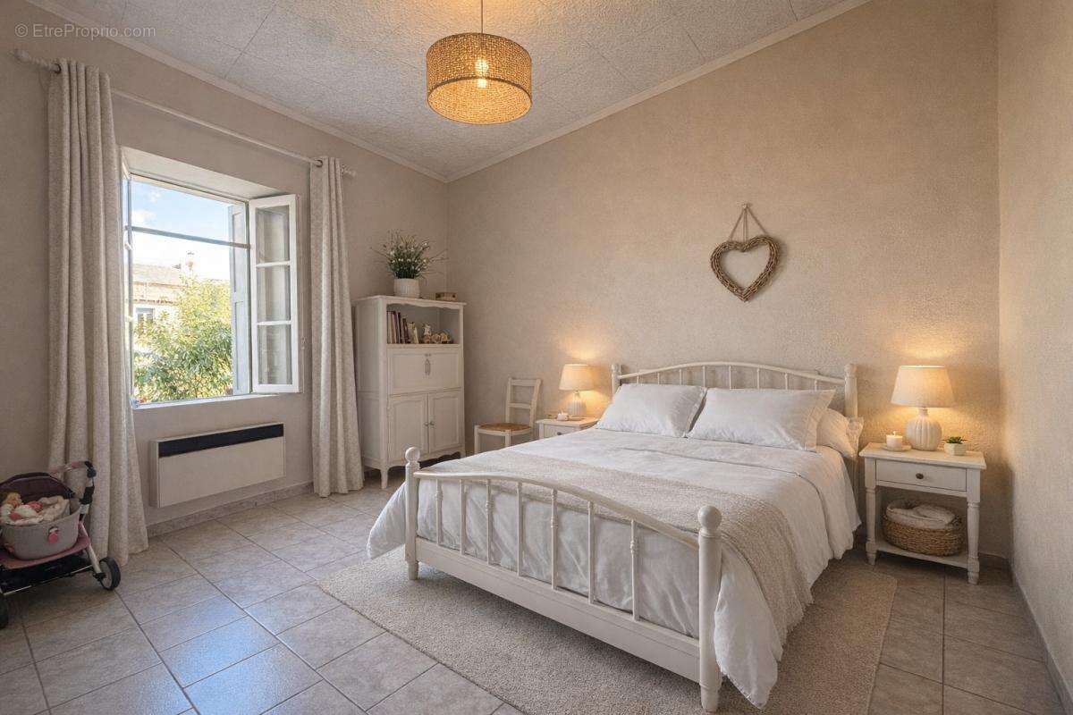 À vendre - maison de village  - eyragues - photo 13