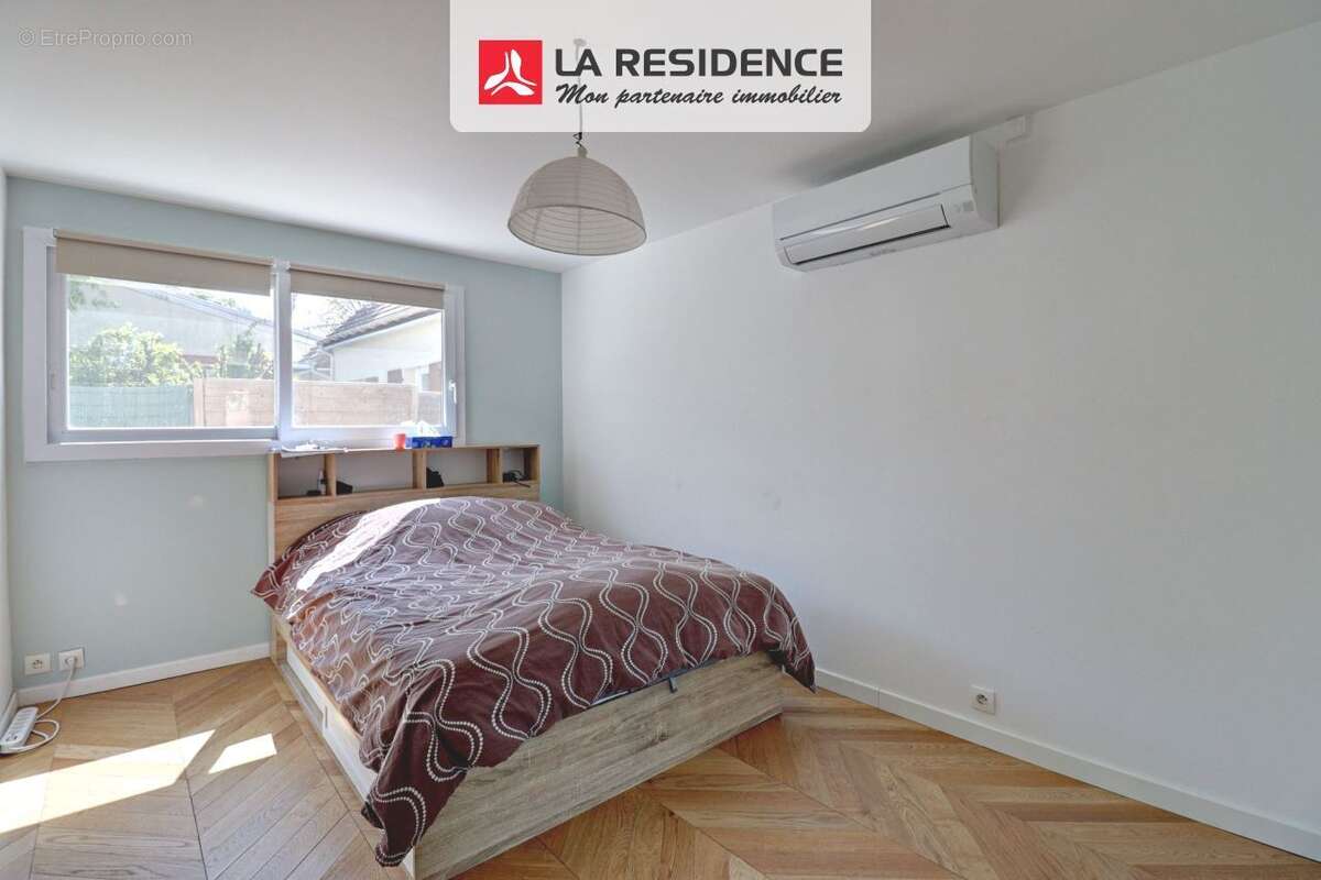 Maison 110 m² à Carrieres-Sous-Poissy  - photo 8