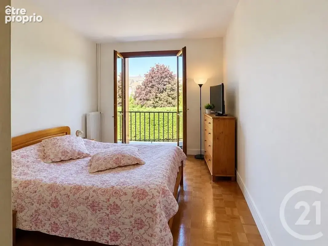 Appartement 3 pièces 76 m² à vendre à Rambouillet (78120) - photo 5