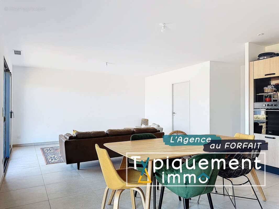 Maison à SAINT-CLAR-DE-RIVIERE