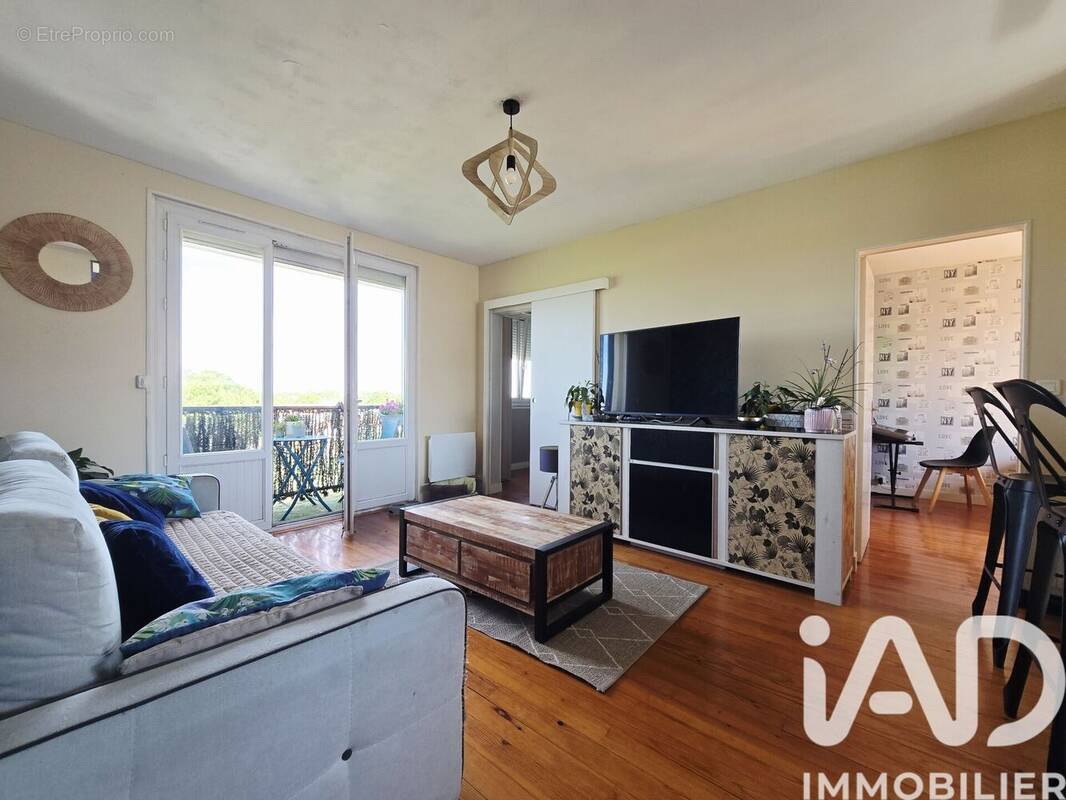 Photo 1 - Appartement à TONNAY-CHARENTE