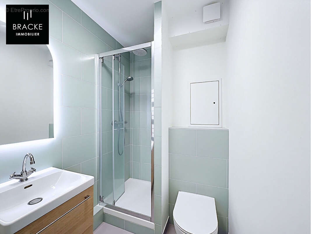 Appartement à COURBEVOIE