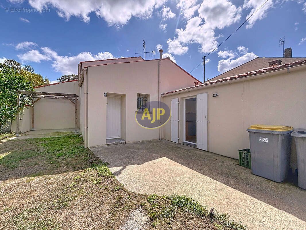 Maison à SAINT-HIPPOLYTE