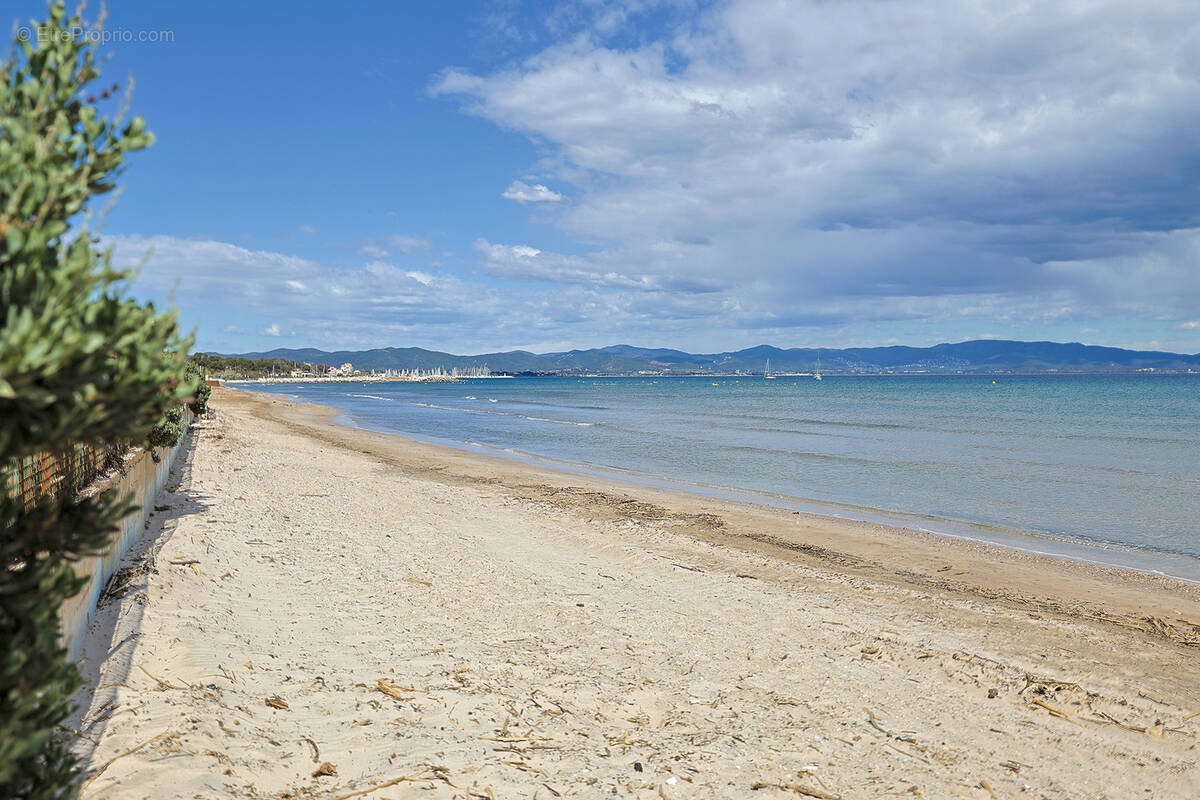 Appartement à HYERES