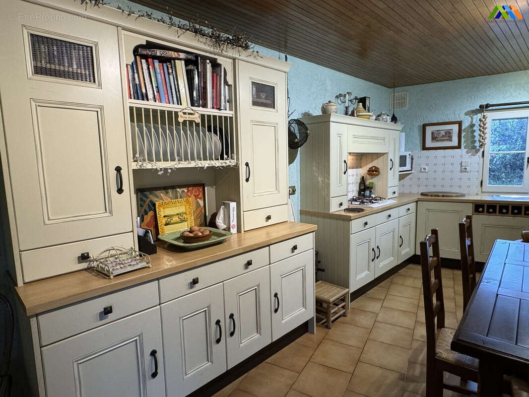 Maison 200 m² à Trie-Sur-Baise  - photo 8