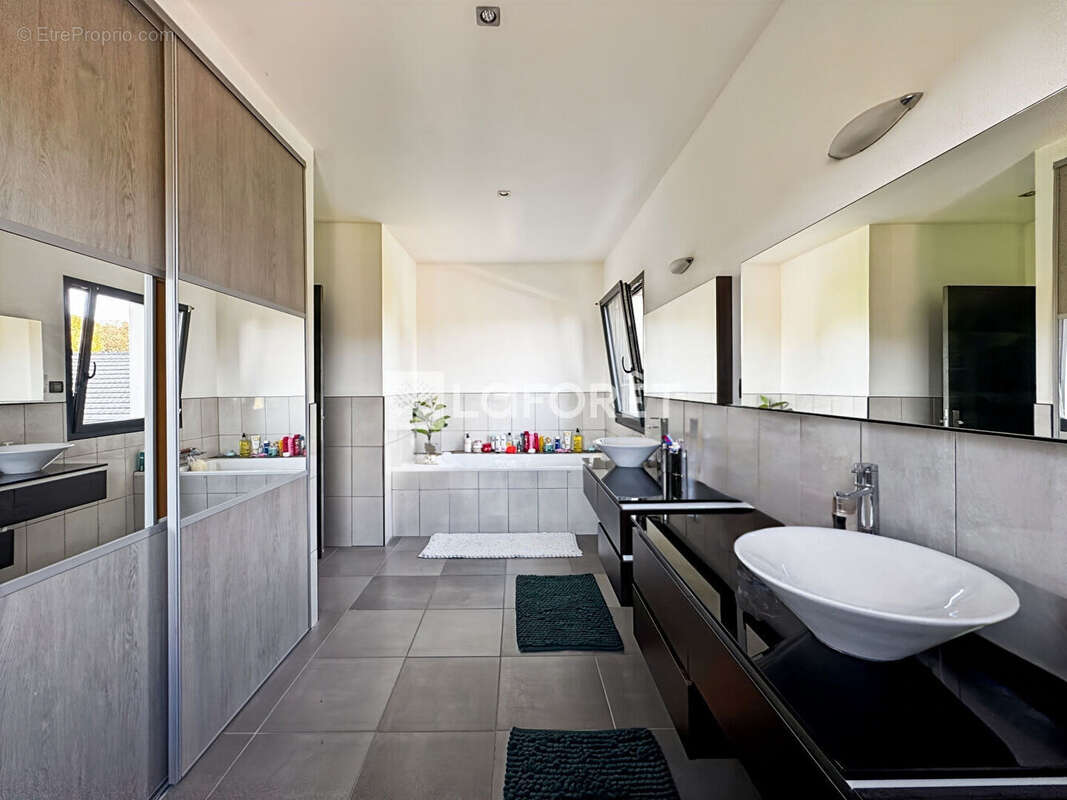 Maison à NIELLES-LES-ARDRES