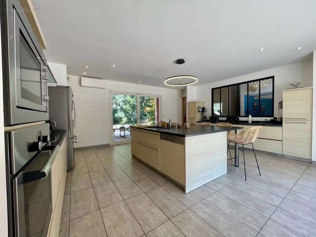 Maison à CAMBOUNET-SUR-LE-SOR