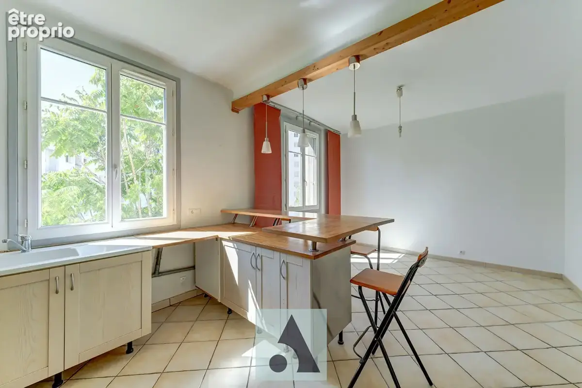 Appartement à LYON-8E