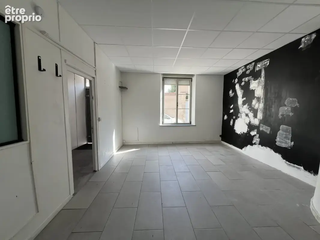 Secteur cormontreuil -  opportunite local commercial de 118m2 avec vitrine - photo 4
