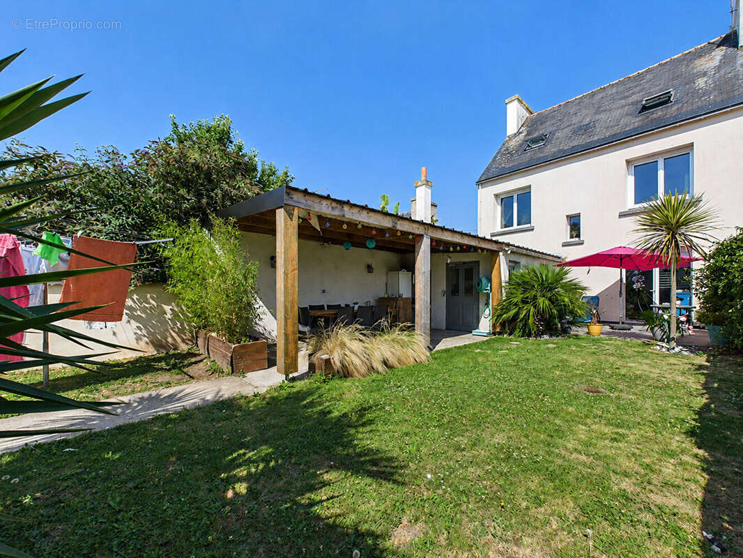 Maison familiale au calme, proche du bourg de Plonéour-Lanvern - photo 13