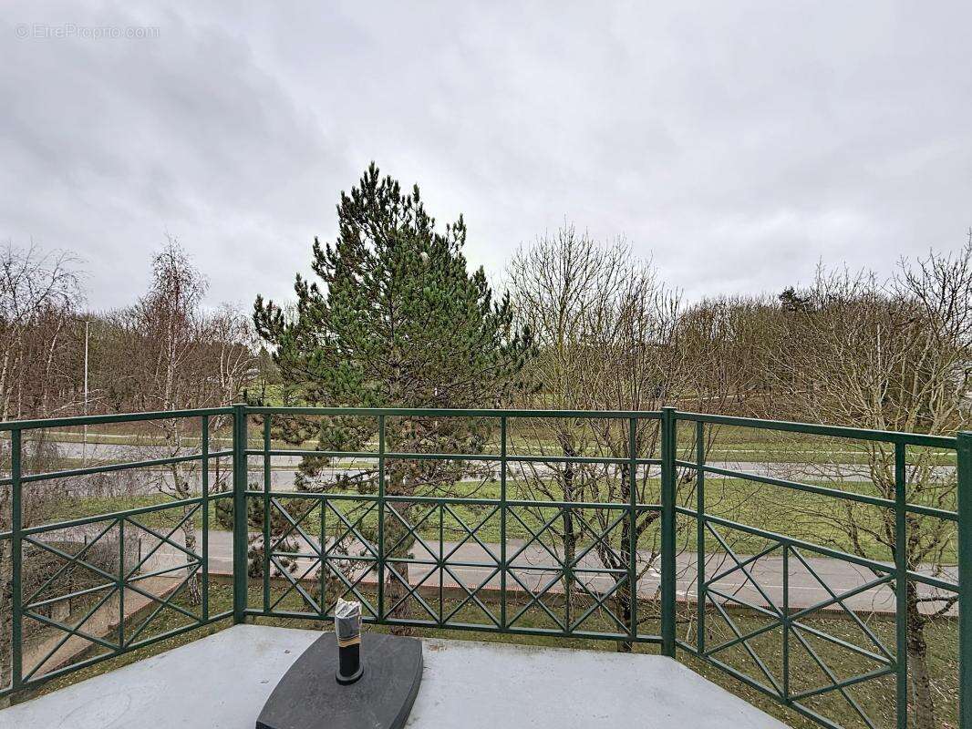 Appartement à ELANCOURT