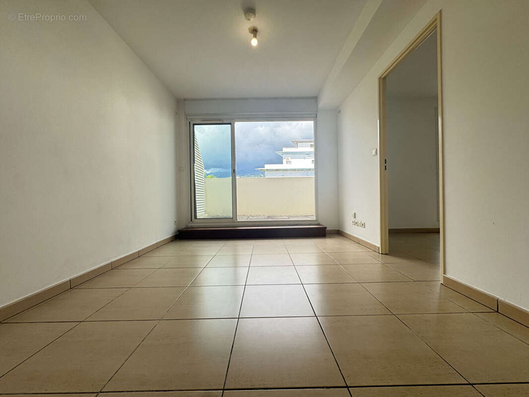 Appartement à SAINT-DENIS