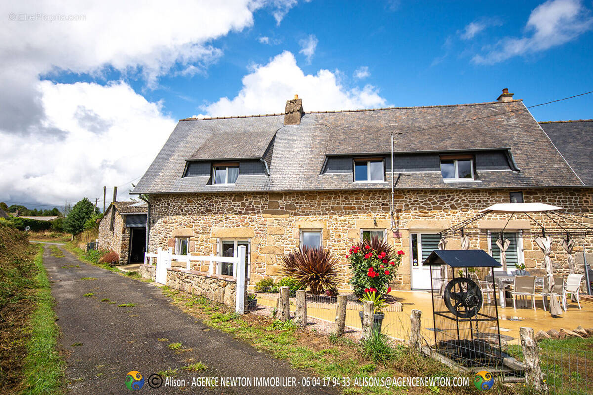 Maison à BAZOUGES-LA-PEROUSE