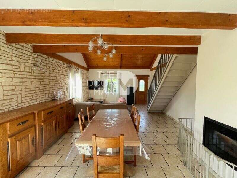 Maison à HUILLIECOURT