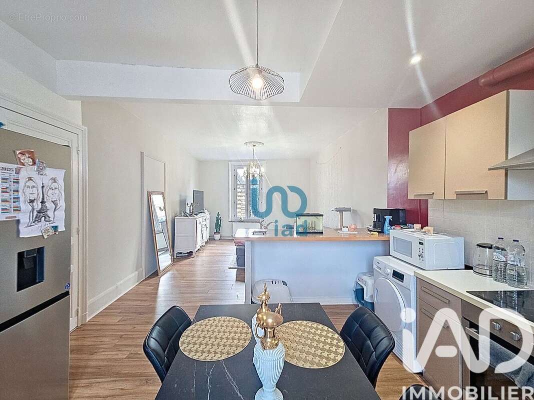 Photo 9 - Appartement à CHARLEVILLE-MEZIERES