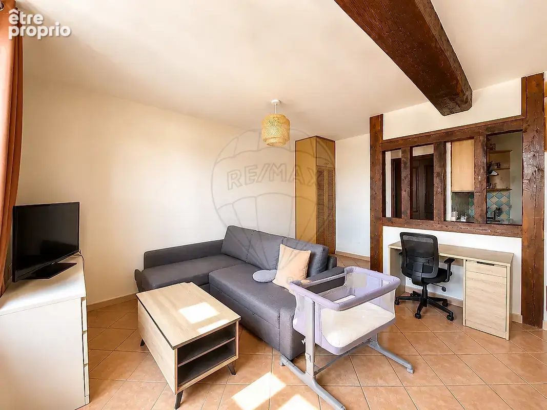 Appartement à SURVILLIERS