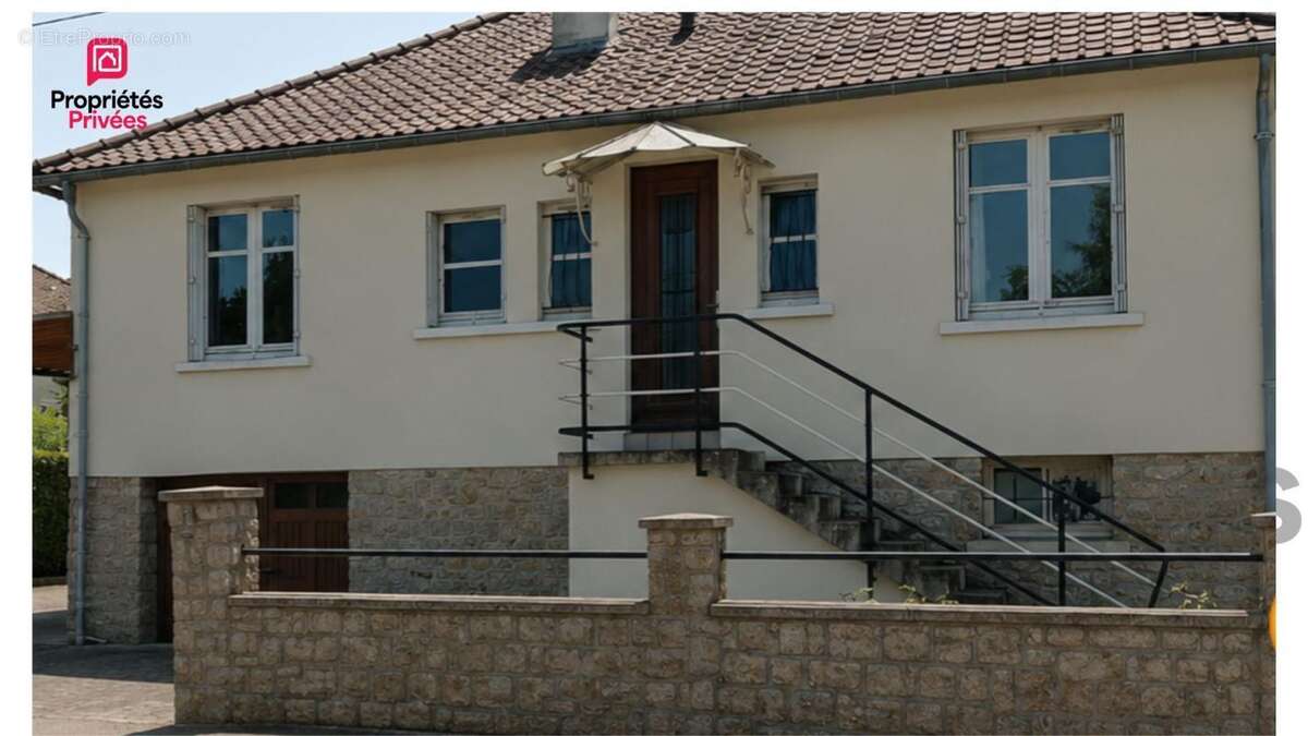 Maison à PORT-BRILLET