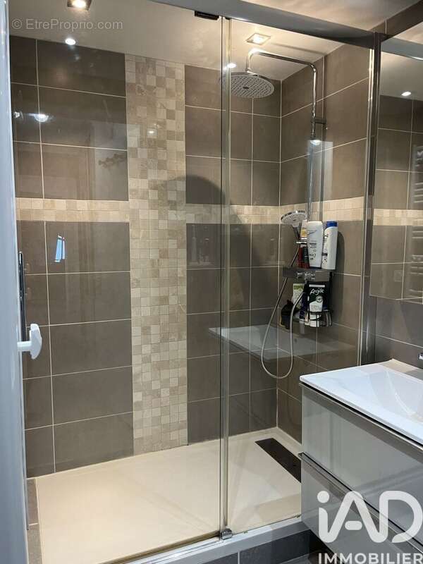 Photo 8 - Appartement à SARTROUVILLE