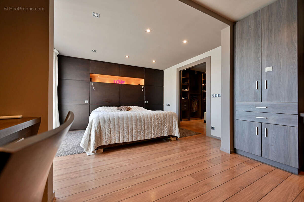 Appartement à MARSEILLE-12E