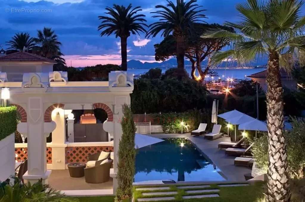 Maison à ANTIBES