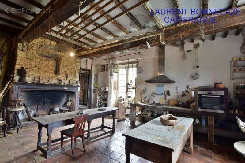 Maison ancienne à vendre de type T6 à LACHAPELLE (82) - photo 5