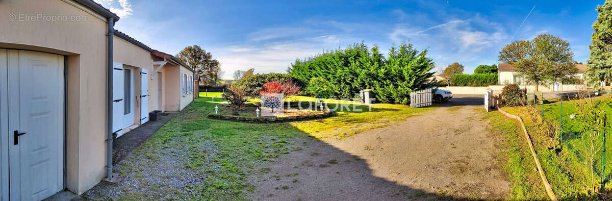 Maison à LA CHAPELLE-BERTRAND