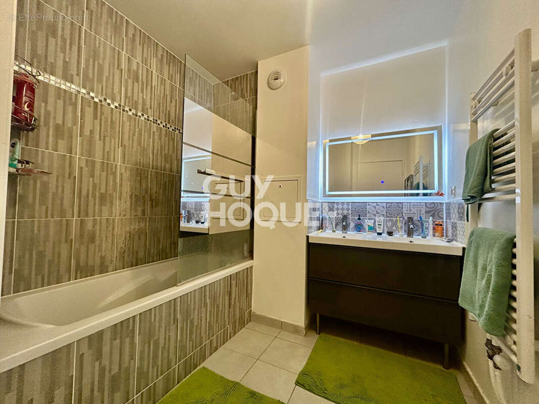 Appartement à NEUILLY-SUR-MARNE