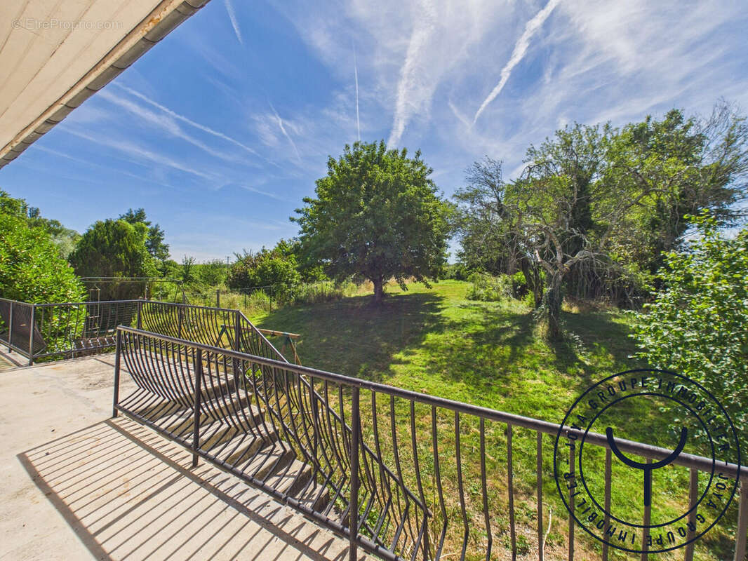 Maison 71 m² à Mesnil-Saint-Pere  - photo 7