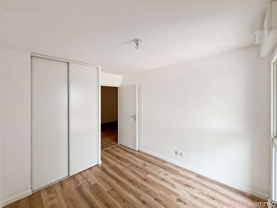 Appartement 61 m² à Merignac  - photo 26