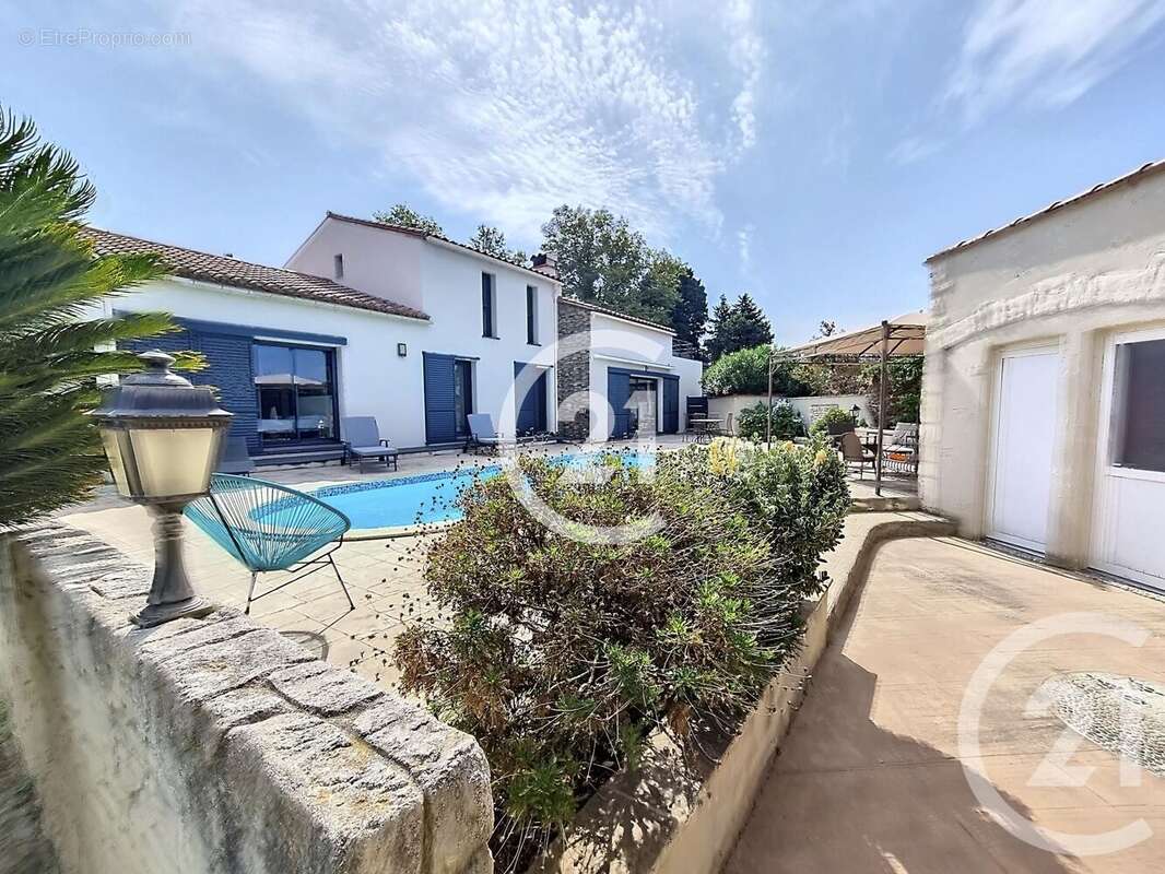 Maison à LATOUR-BAS-ELNE