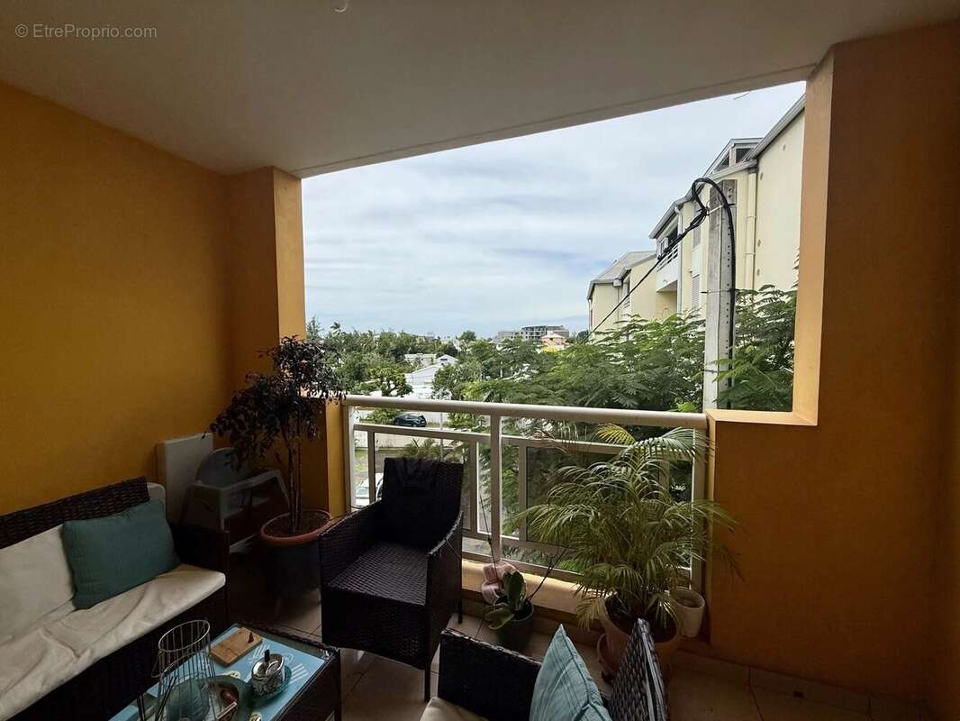 Appartement à L'ETANG-SALE